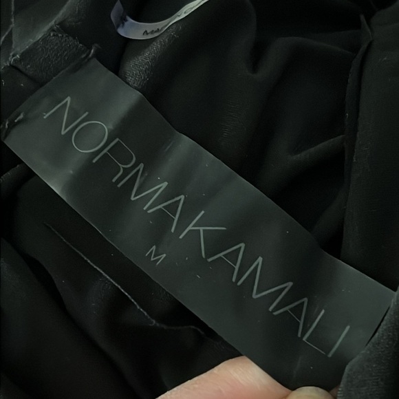 Norma Kamali Cross back Cropped Jumpsuit in Black size M - Picture 2 of 16